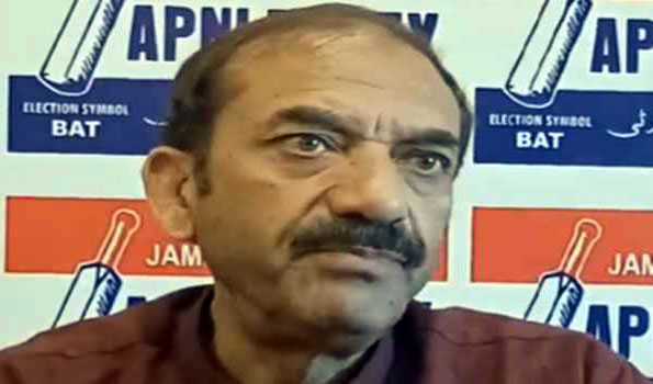 Apni Party issues show cause notice against party leader for supporting Omar Abdullah