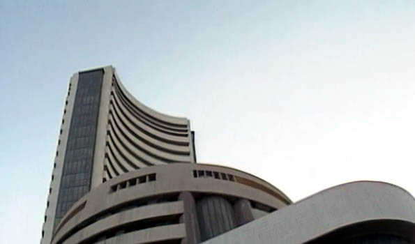 Sensex ends negative at 84,914.04 pts
