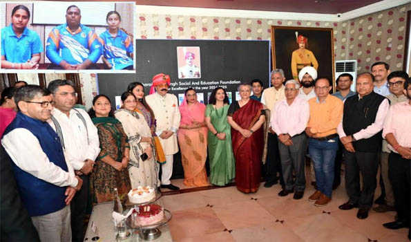J&K: MHSSEF confers awards on various personalities