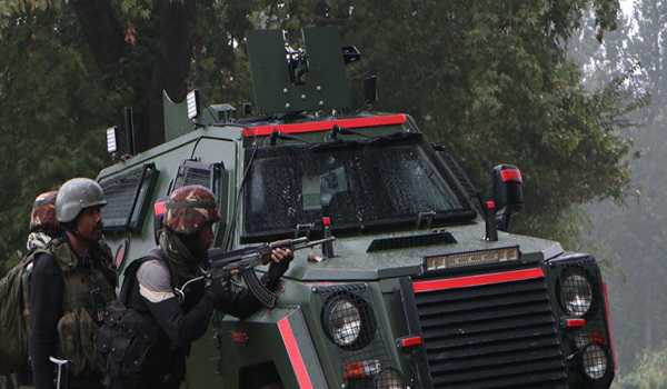 J&K: 4 Army men, ASP injured in gun battle in Kulgam
