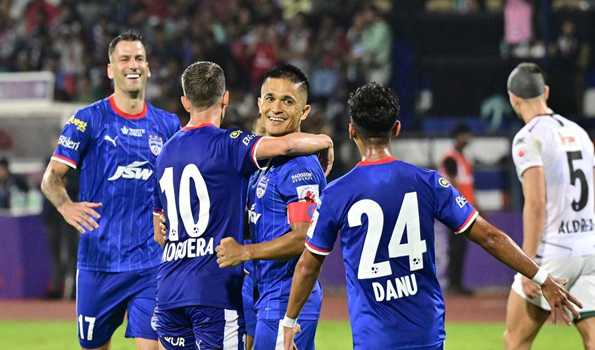 BFC crush Mohun Bagan, Chhetri sets ISL record