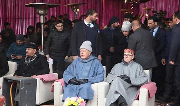 Omar Abdullah inaugurates Winter Carnival Festival at Pahalgam