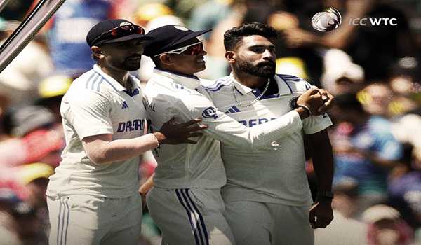 Australia reeling, 101/5 at lunch as Siraj shines