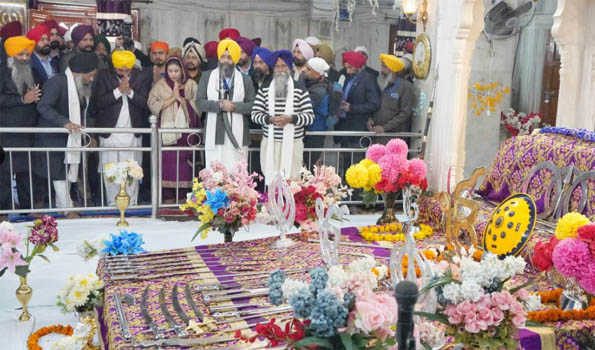 Punjab CM pays obeisance at Gurudwara, greets people on Parkah Purab