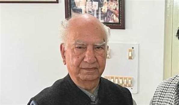 Himachal: Shanta Kumar asks youths to take inspiration from Swami Vivekananda