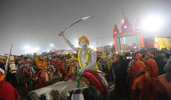 Naga sadhus become centre of attraction on Triveni bank