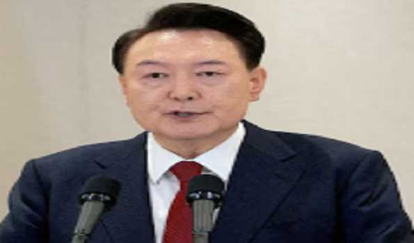 South Korean Prez Yoon Suk arrested by anti-corruption investigators