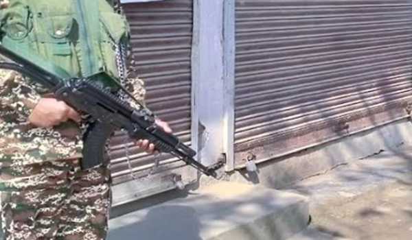 J&K: Searches underway in Sopore following exchange of fire