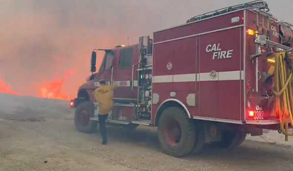 New wildfire in Los Angeles scorches over 8,000 acres