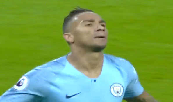 Juventus announces Danilo out, Veiga in