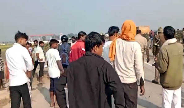 UP: Eight killed, 12 injured as pickup van collides with truck