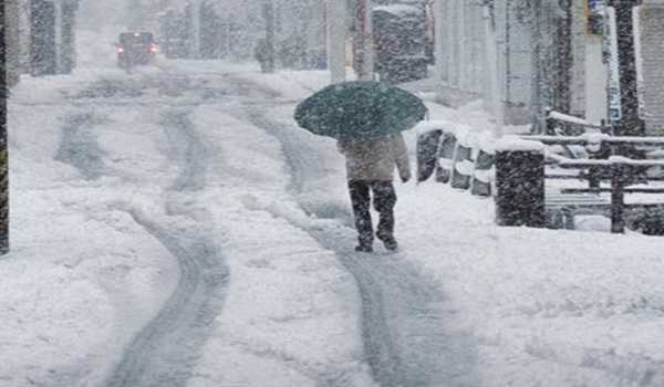 Cold wave brings heavy snow, strong winds across Japan