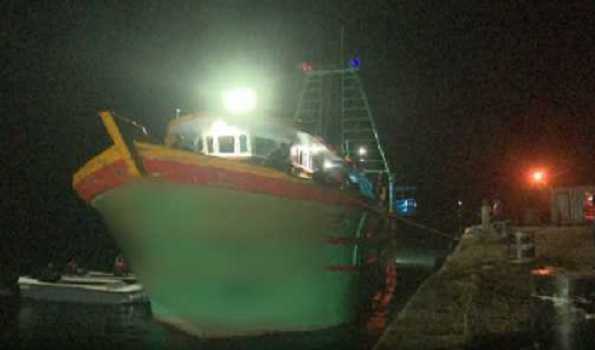 Sri Lankan Navy apprehends 10 fishermen from Tamil Nadu