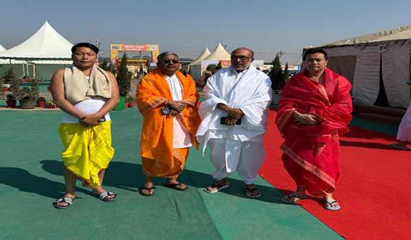 Manipur CM attends Maha Kumbh