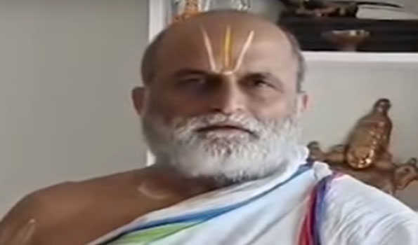 Some people attack Chilkur Balaji temple Chief Priest Rangarajan