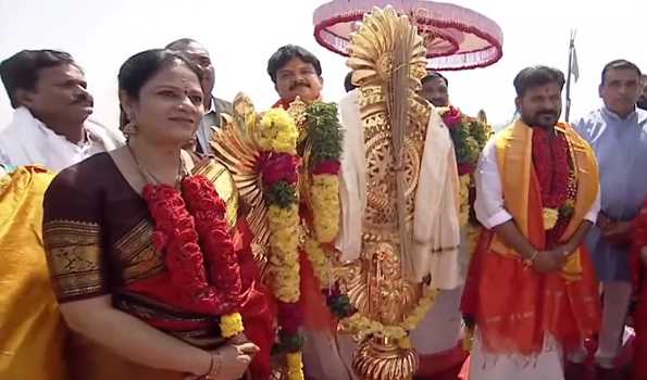 Telangana CM dedicates gold-plated Vimana Gopuram to Sri Lakshmi Narasimha Swamy