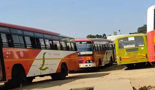 Maharashtra-Karnataka bus services remain suspended