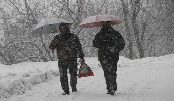 Kashmir receives more rain, snow during the past 24 hrs