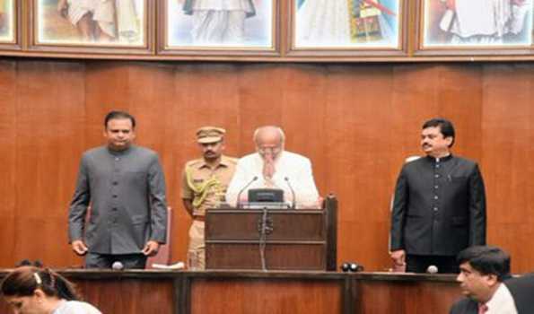 Governor focuses on Maha-Karnataka border row, investments & welfare schemes in his address