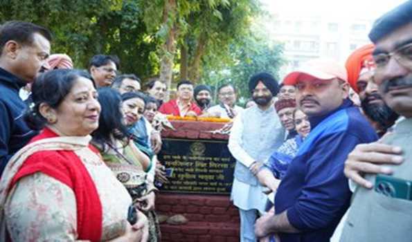 Sirsa launches beautification, infrastructure projects in Rajouri Garden