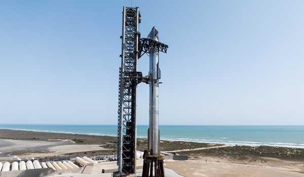 SpaceX launches Starship