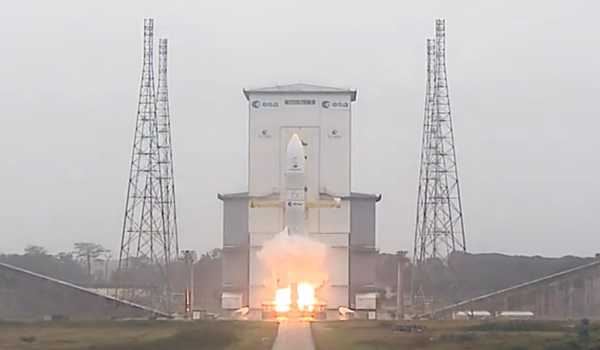 Europe's Ariane 6 lifts 1st commercial flight