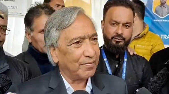 Tarigami urges government to address growing issues in transport sector in J&K