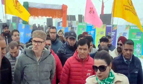 Need to develop infrastructure at Gulmarg to make it world class destination for skiers: Omar