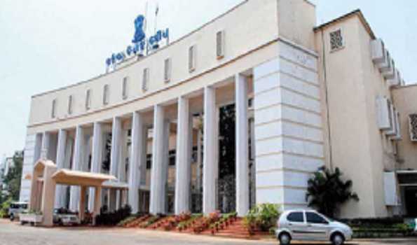 Odisha Assembly adjourned till 4 PM amid high drama inside and outside the house