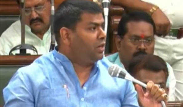 RJD MLA demands Bharat Ratna award for Lalu
