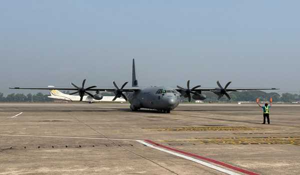 India sends first tranche of urgent relief material to quake-hit Myanmar under Operation Brahma