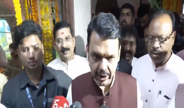 Revive Distt Cooperative Bank for financial empowerment of farmers in Nagpur: Maha CM