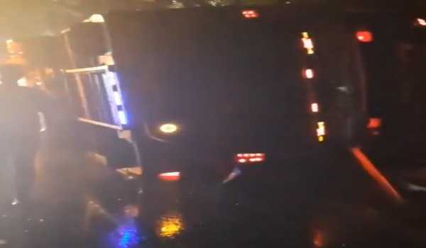 Seven dead in bus rollover in Equador