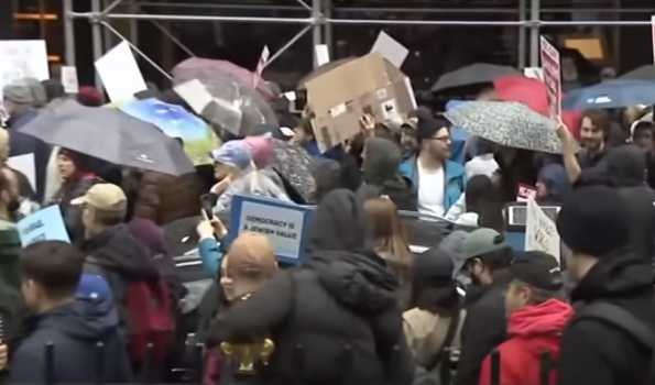 Protests staged in U.S. cities against Trump administration