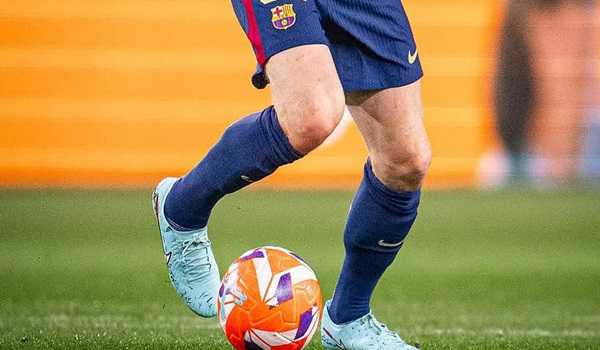 Barca opens lead to four points, Atletico wins at Seville in La Liga