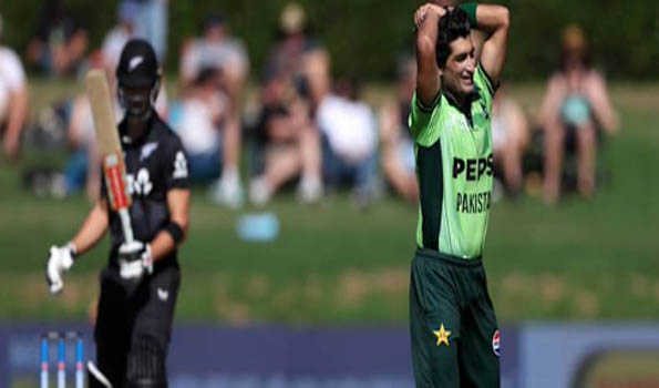 Pakistan fined for slow over-rate in third ODI against New Zealand