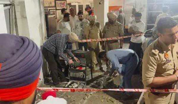 Punjab : Former BJP leader Manoranjan Kalia