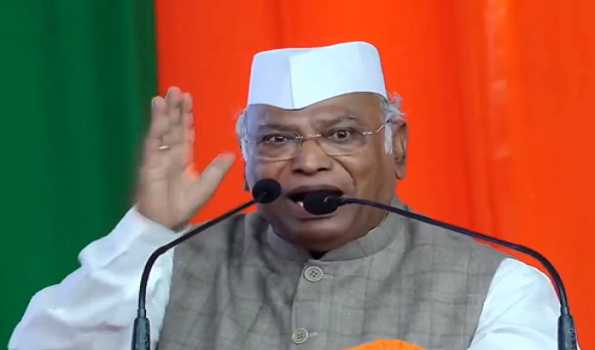 Govt favouring industrialists, increasing social inequality, alleges Kharge