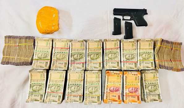 Punjab: Police arrest three drug smugglers with heroin, pistol and Rs 33 lakh hawala money
