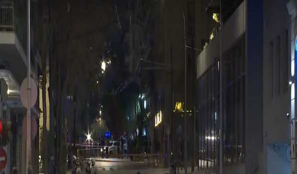 Bomb explodes outside Greece