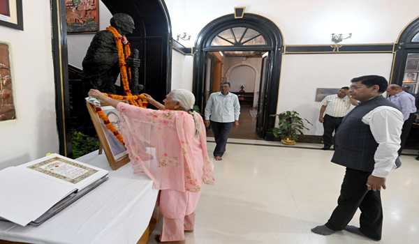 UP Guv, Yogi pay homage to Baba Saheb Ambedkar on his 134th birth anniversary