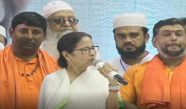 Bengal: Mamata holds BJP-backed outsiders responsible for Murshidabad violence