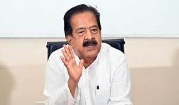 Maha: Congress leader slams Modi govt's action against Gandhis