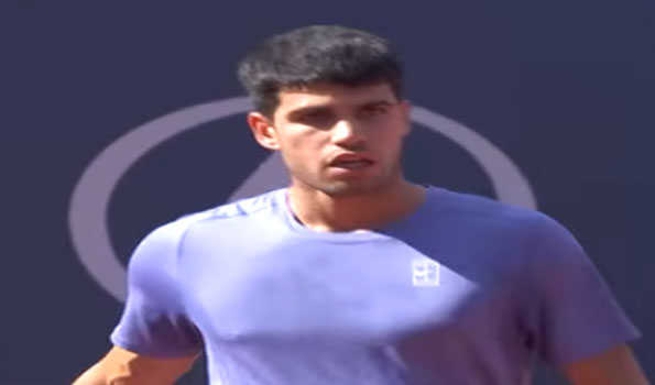 Alcaraz beats Djere to reach Barcelona Open quarters