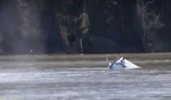 3 killed after small plane crashes into river in U.S. Nebraska