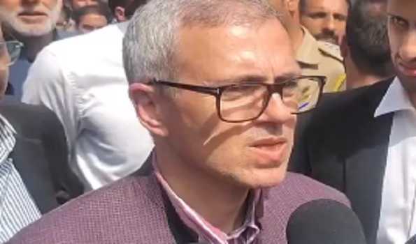Omar Abdullah calls tourist exodus 