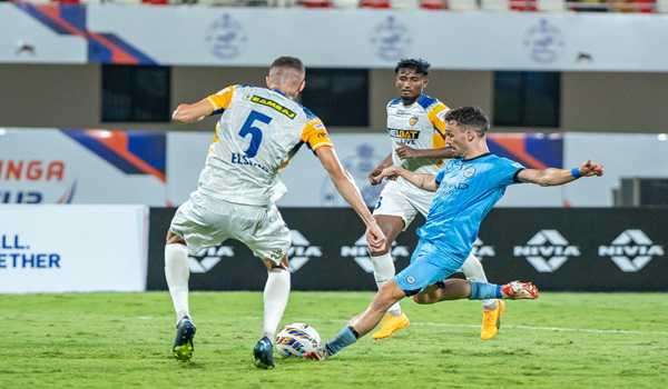 Mumbai City FC beat Chennaiyin FC 4-0 in Kalinga Super Cup