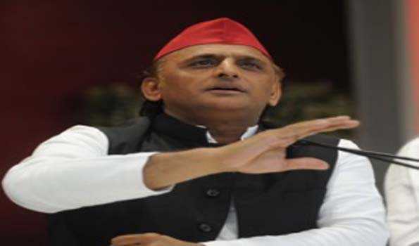 Govt failed to ensure security of tourists: Akhilesh
