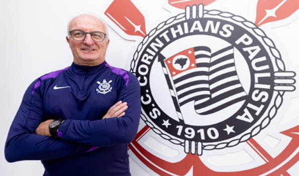 Ex-Brazil boss Dorival takes charge of Corinthians