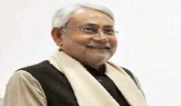 Nitish urges labour force to work for Bihar's development